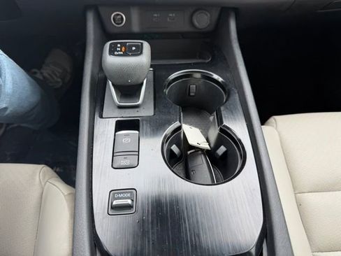 Used 2023 Nissan Rogue SV w/ SV Premium B Package image 27