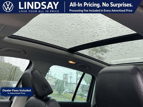 Used 2017 Volkswagen Tiguan Sport FWD image 24