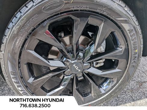 Used 2023 Kia Sorento SX AWD/4WD image 46