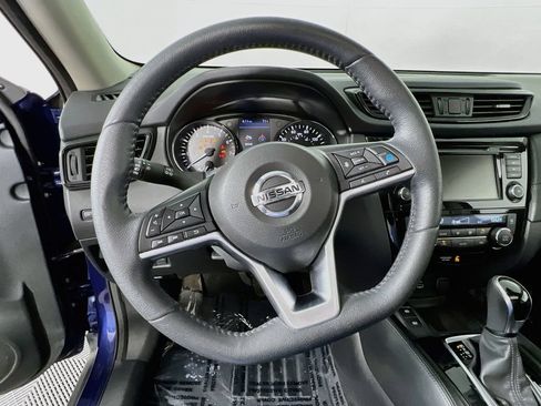 Used 2020 Nissan Rogue SL w/ Premium Package AWD/4WD image 10