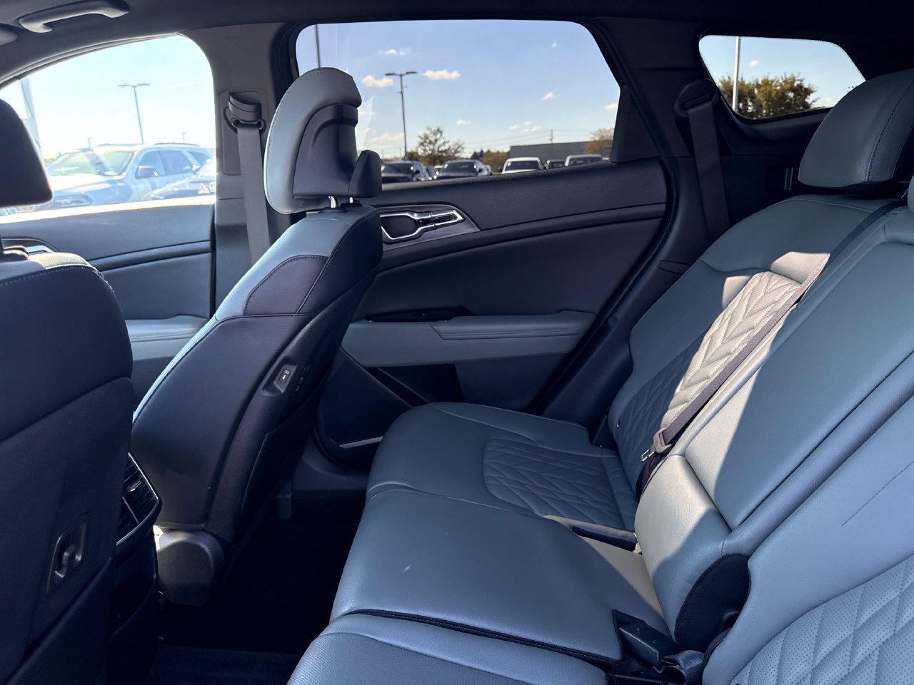 Used 2023 Kia Sportage X-Line w/ X-Line Premium Package AWD/4WD image 13