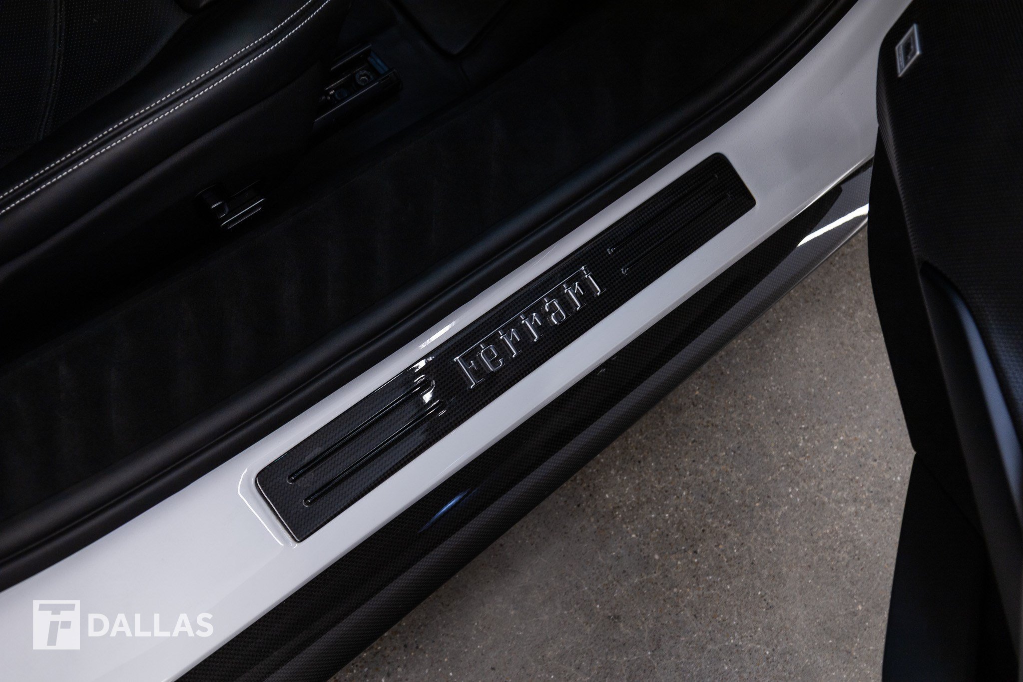 Used 2023 Ferrari 296 GTB RWD image 35