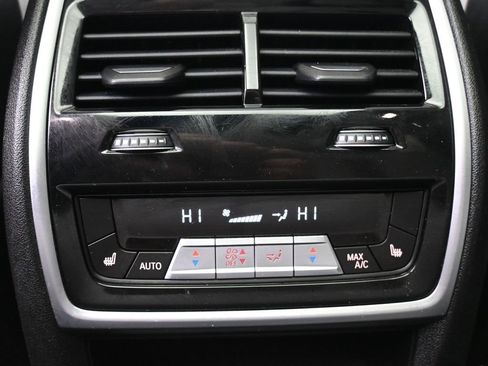 Used 2020 BMW X5 M Competition image 22