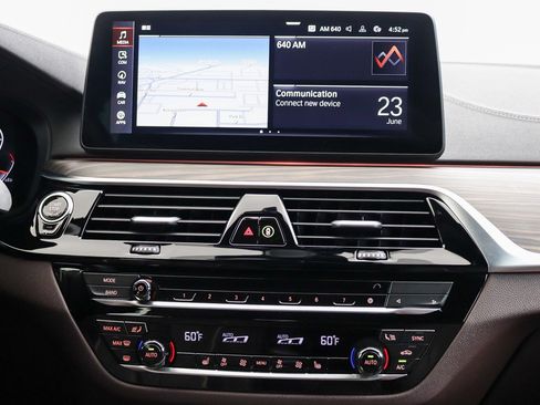 Used 2023 BMW M550i xDrive AWD/4WD image 19