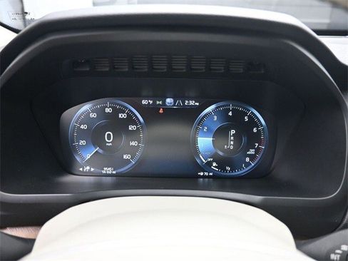 Used 2018 Volvo XC90 T6 Inscription w/ Convenience Package image 10
