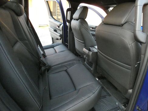 Used 2025 Toyota Tacoma TRD Off-Road w/ TRD Off Road Upgrade Package image 35