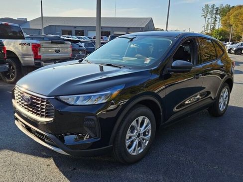 New 2026 Ford Escape Active w/ Tech Pack #1 FWD image 3
