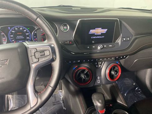 Used 2022 Chevrolet Blazer RS w/ Enhanced Convenience Package AWD/4WD image 12