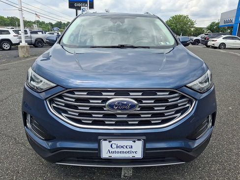 Used 2019 Ford Edge Titanium w/ Cold Weather Package AWD/4WD image 5