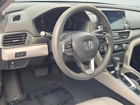Used 2020 Honda Accord LX image 31