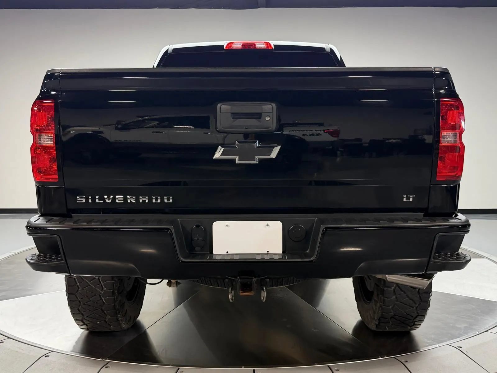 Used 2017 Chevrolet Silverado 1500 LT w/ Texas Edition AWD/4WD image 5