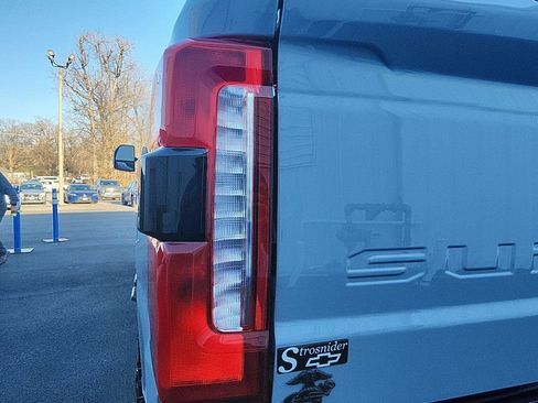 Used 2025 Ford F250 Lariat w/ Lariat Ultimate Package image 13