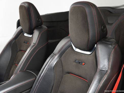 Used 2017 Chevrolet Camaro ZL1 RWD image 33