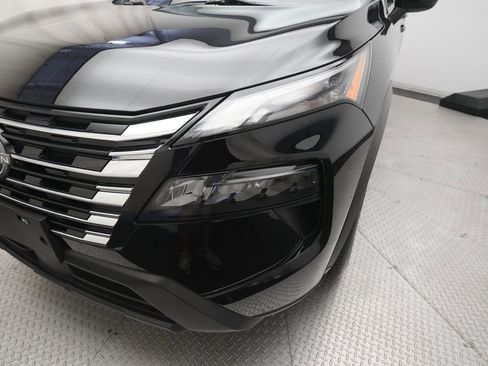 Certified 2024 Nissan Rogue SV image 23