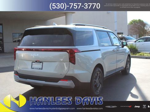 New 2026 Kia Carnival EX image 7