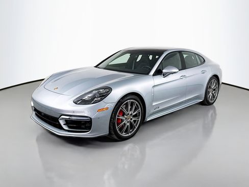 Certified 2023 Porsche Panamera GTS image 1