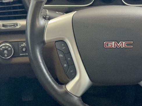 Used 2017 GMC Acadia Limited SLT FWD image 18