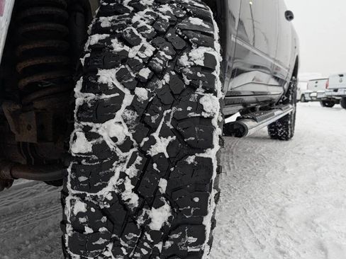 Used 2016 RAM 2500 Tradesman w/ Chrome Appearance Group image 5