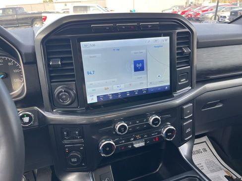 Used 2022 Ford F150 XLT w/ Equipment Group 302A High image 17