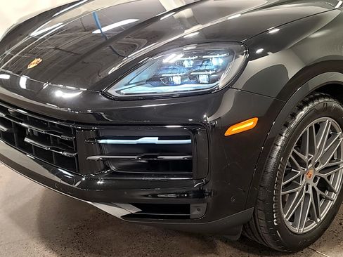 New 2026 Porsche Cayenne image 32
