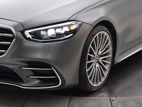 Used 2022 Mercedes-Benz S 580 4MATIC Sedan image 11