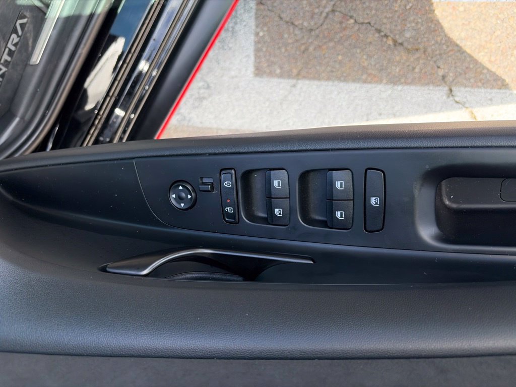 Used 2026 Hyundai Elantra N FWD image 10