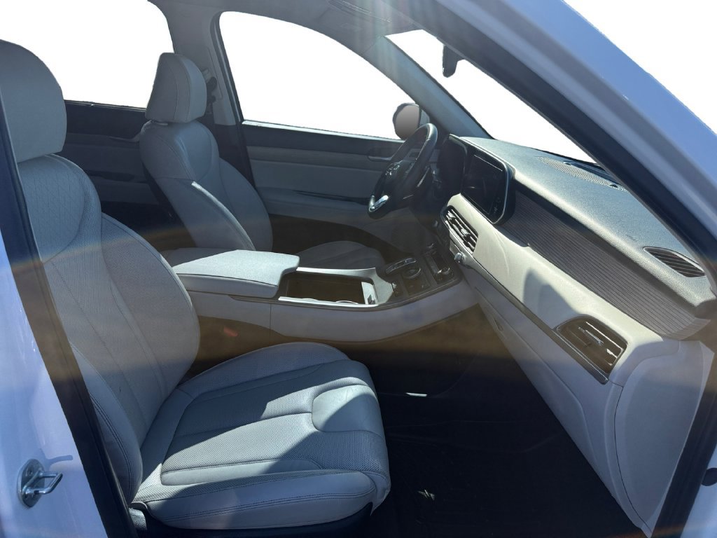 Used 2021 Hyundai Palisade SEL w/ Premium Package FWD image 16