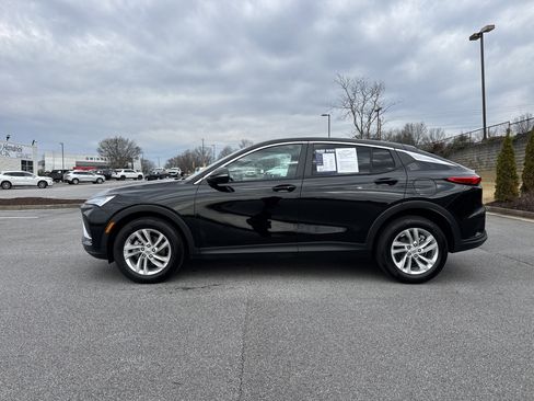 Used 2025 Buick Envista Preferred w/ Convenience I Package image 7