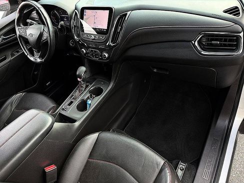 Used 2022 Chevrolet Equinox RS w/ RS Leather Package FWD image 25