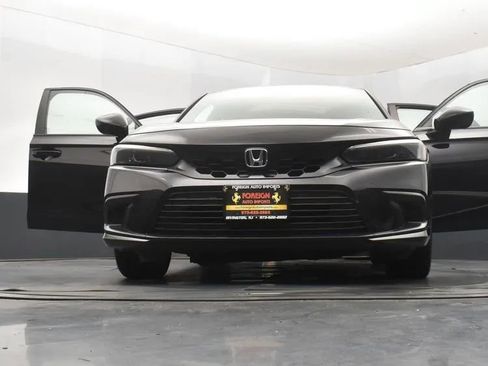 Used 2024 Honda Civic Sport image 11