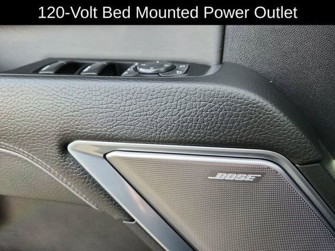 Used 2024 GMC Sierra 2500 Denali w/ Denali Reserve Package image 40