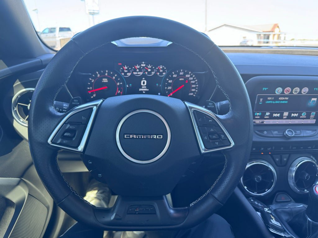 Certified 2017 Chevrolet Camaro SS RWD image 9