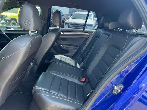 Used 2017 Volkswagen Golf R 4-Door AWD/4WD image 23