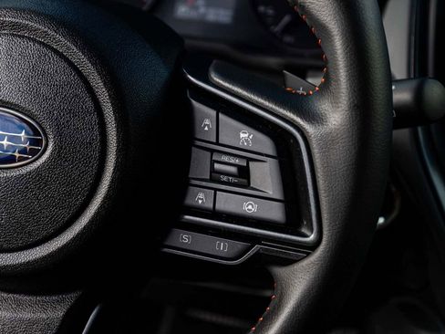 Used 2025 Subaru Crosstrek 2.5i Limited w/ Crosstrek Mirror Package image 23