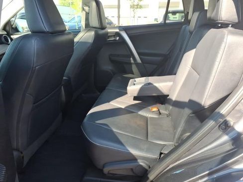 Used 2015 Toyota RAV4 Limited AWD/4WD image 22