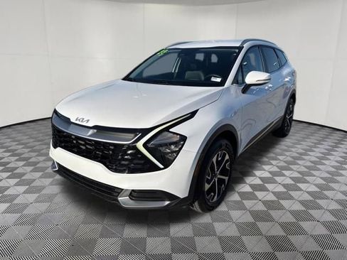 Used 2023 Kia Sportage EX AWD/4WD image 13