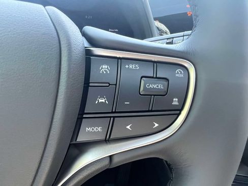 New 2026 Lexus UX 300h AWD image 21