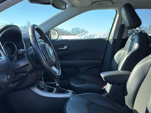 Used 2021 Jeep Compass Latitude w/ Convenience Group image 12