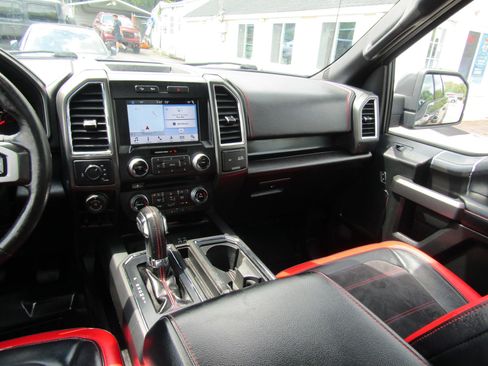 Used 2016 Ford F150 Lariat w/ Equipment Group 502A Luxury AWD/4WD image 26