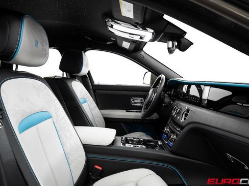 Used 2025 Rolls-Royce Ghost AWD/4WD image 37