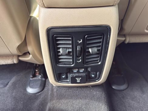 Used 2014 Jeep Grand Cherokee Limited AWD/4WD image 28