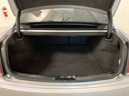 Used 2018 Chrysler 300 S w/ 300S Premium Group image 20