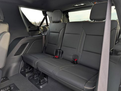 Used 2025 Chevrolet Tahoe Premier image 12