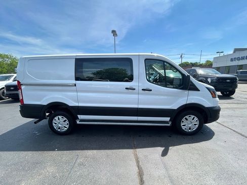 Used 2024 Ford Transit 250 Low Roof w/ Exterior Upgrade Package RWD image 13
