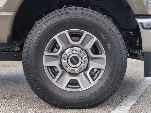 New 2026 Ford F250 Lariat w/ FX4 Off-Road Package image 11