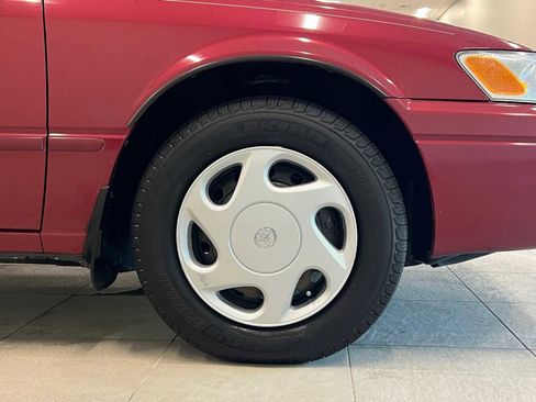 Used 1998 Toyota Camry LE image 7