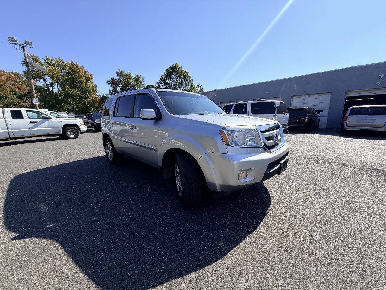 Used 2010 Honda Pilot EX-L image 17
