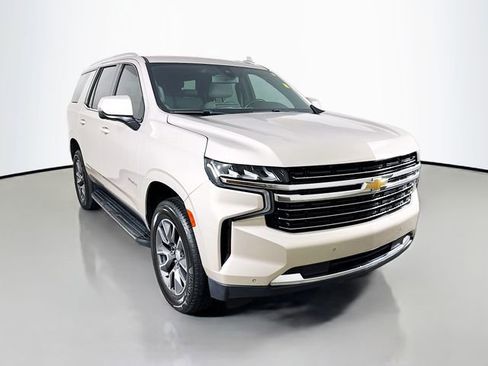Used 2021 Chevrolet Tahoe LT w/ LT Signature Package image 3