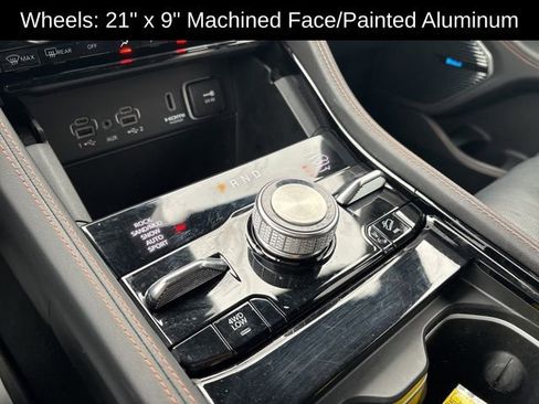 Used 2024 Jeep Grand Cherokee Summit image 15