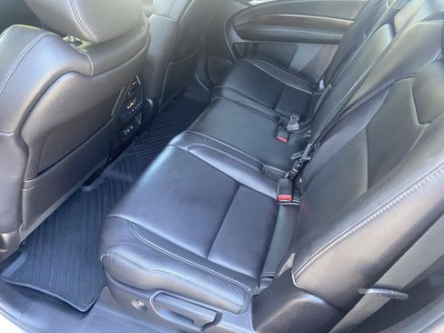 Used 2017 Acura MDX w/ Technology Package AWD/4WD image 12